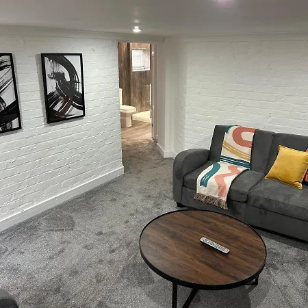 Airport Hideaway Apartamento Manchester Exterior foto