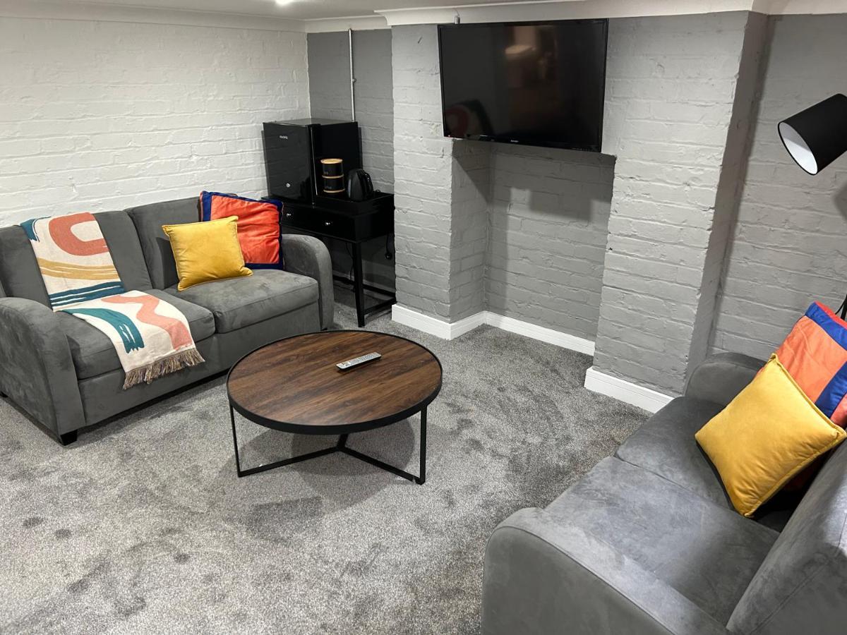 Airport Hideaway Манчестер